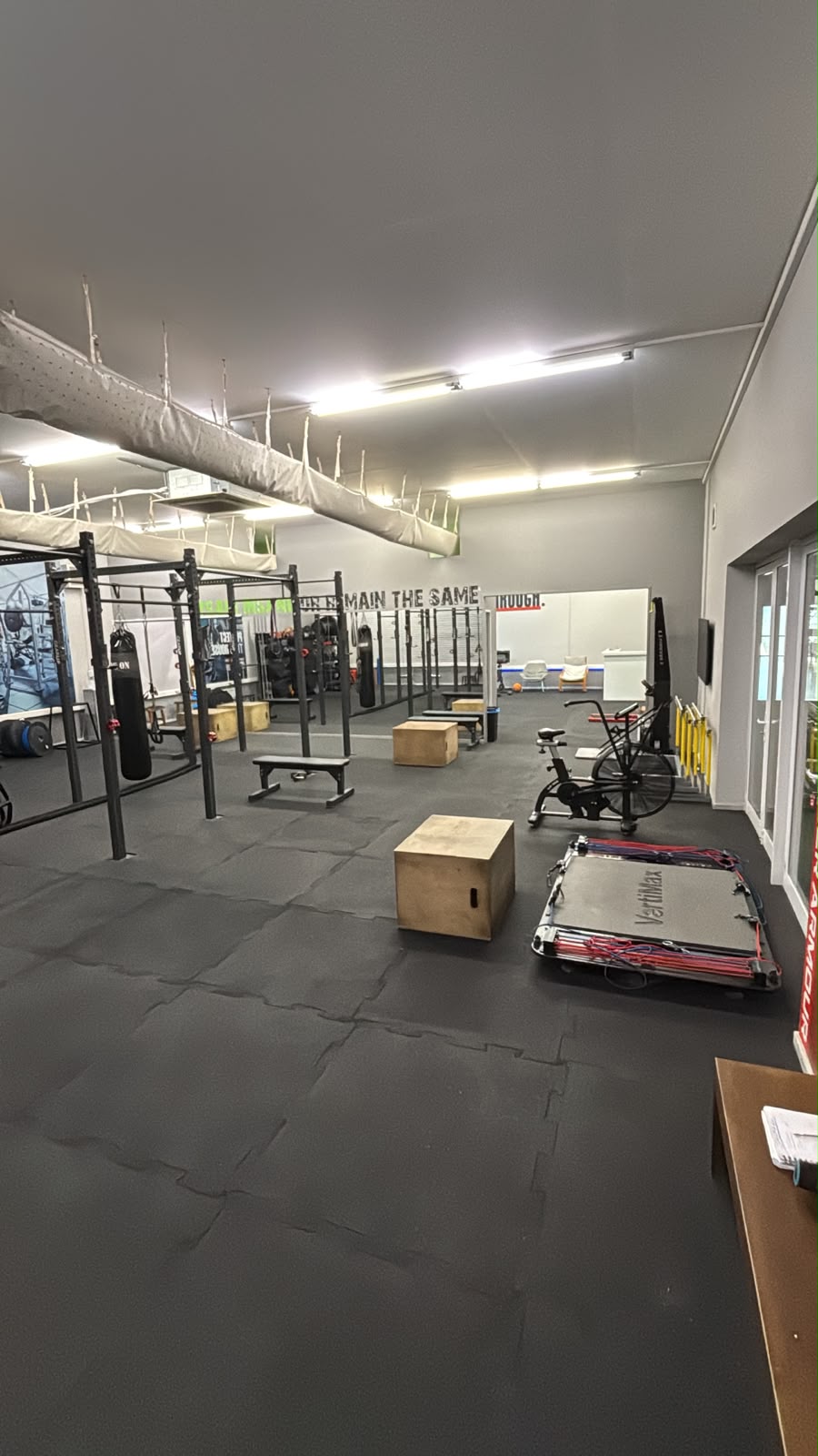 WorkOn gym equipment and rigs